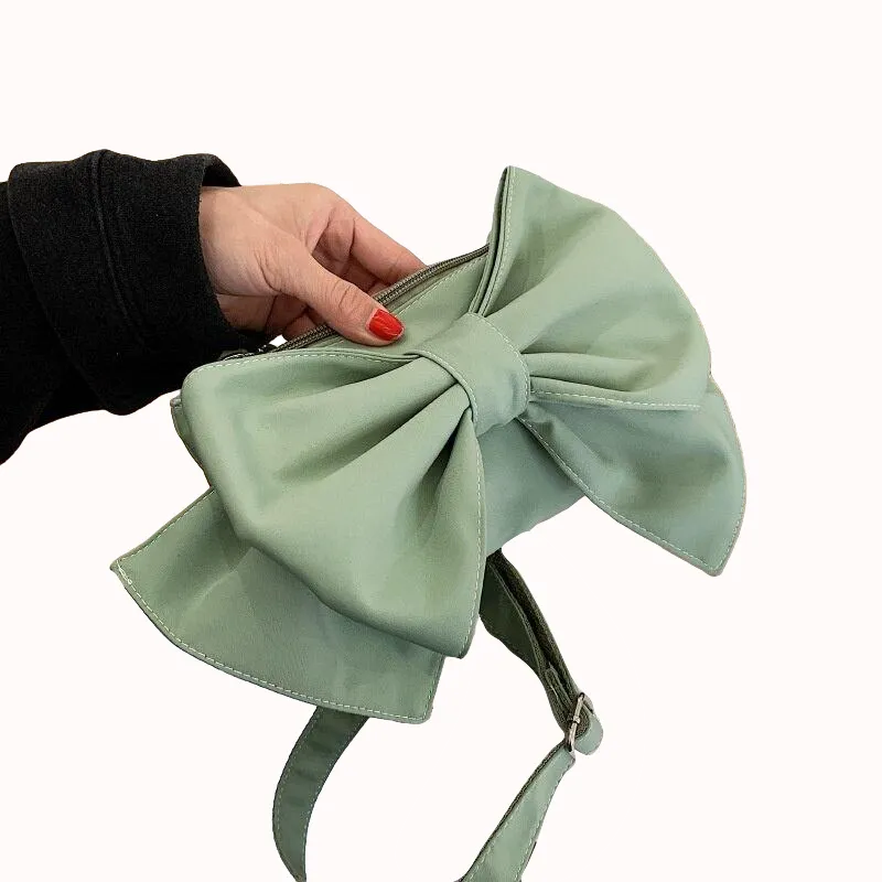 Fashionable Women's Zipper Clutch With Cute Bow