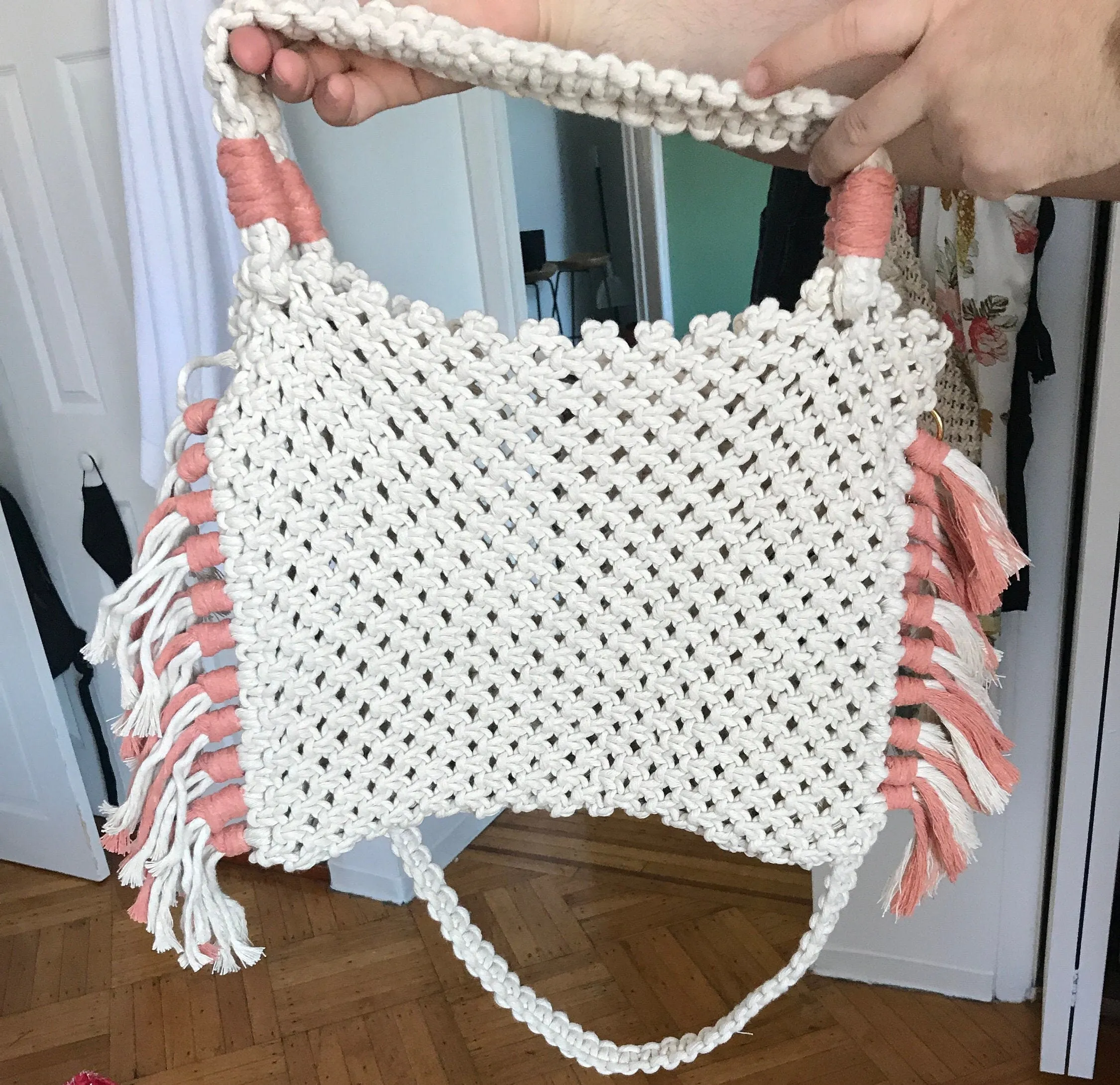 Large Macrame Bag/ Macrame Summer Beach Bag/ Customizable Tote Bag/ Convertible Bag/ Macrame Tote Bag/Fringe Beach Bag