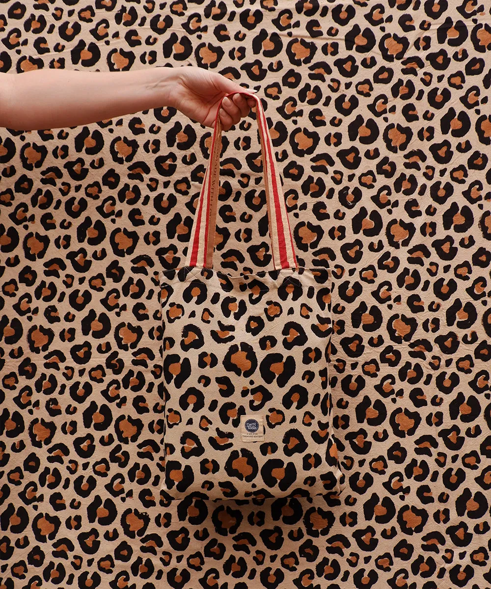 Leopard Single Throw In Tote Bag