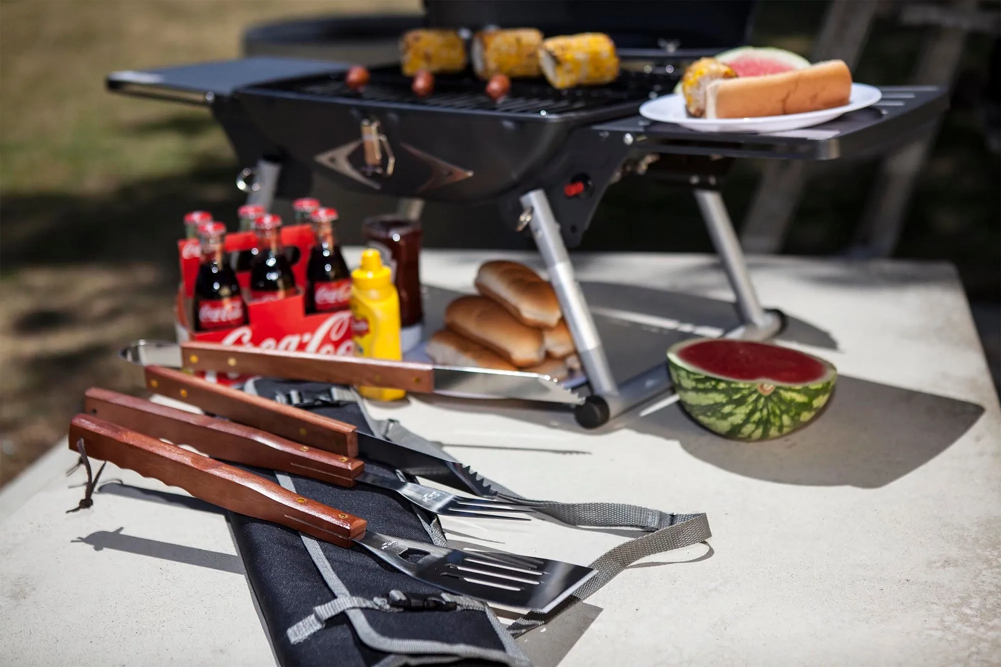 Los Angeles Dodgers - 3-Piece BBQ Tote & Grill Set