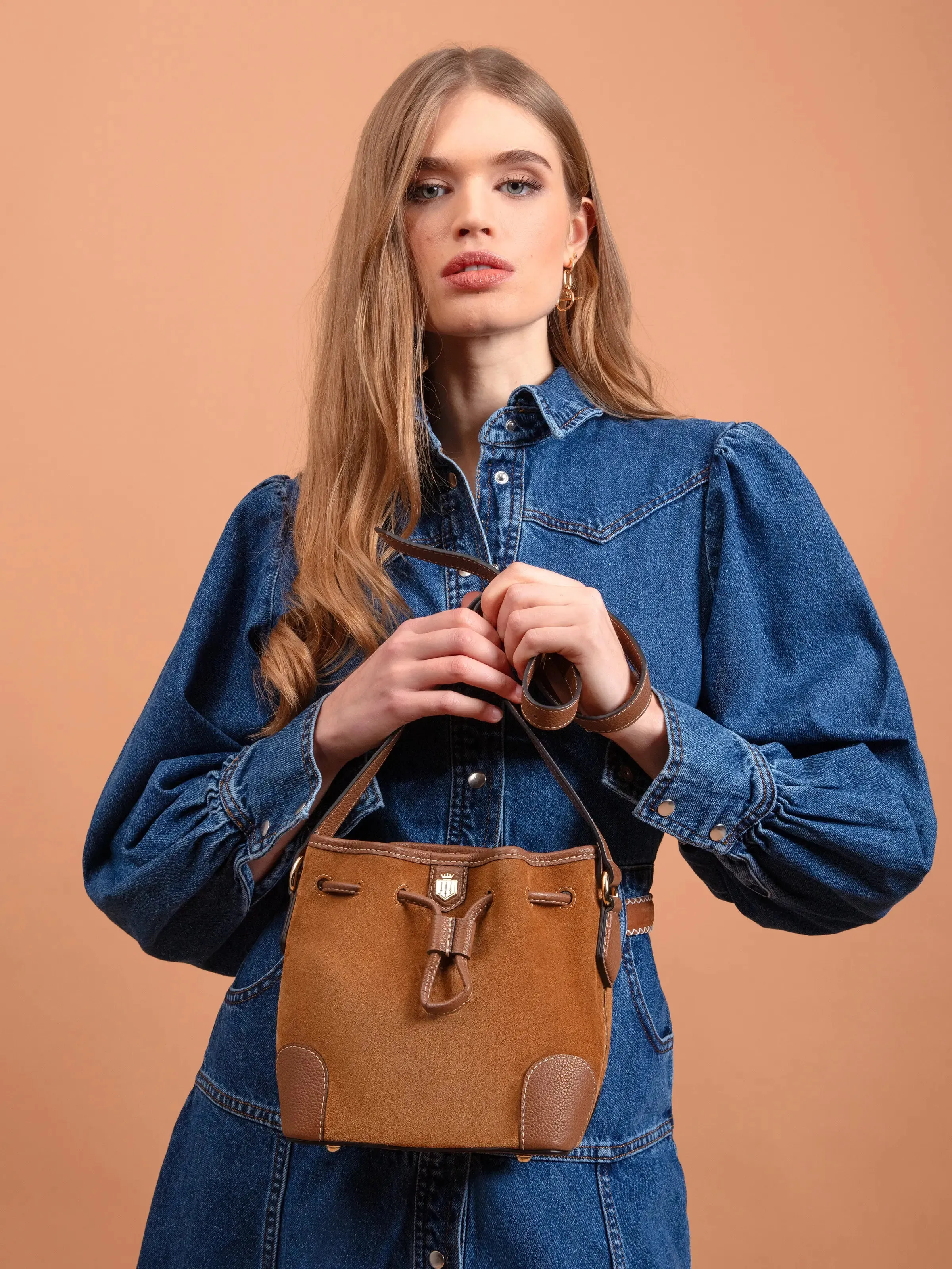 Mini Bibury Bucket Bag - Tan Suede