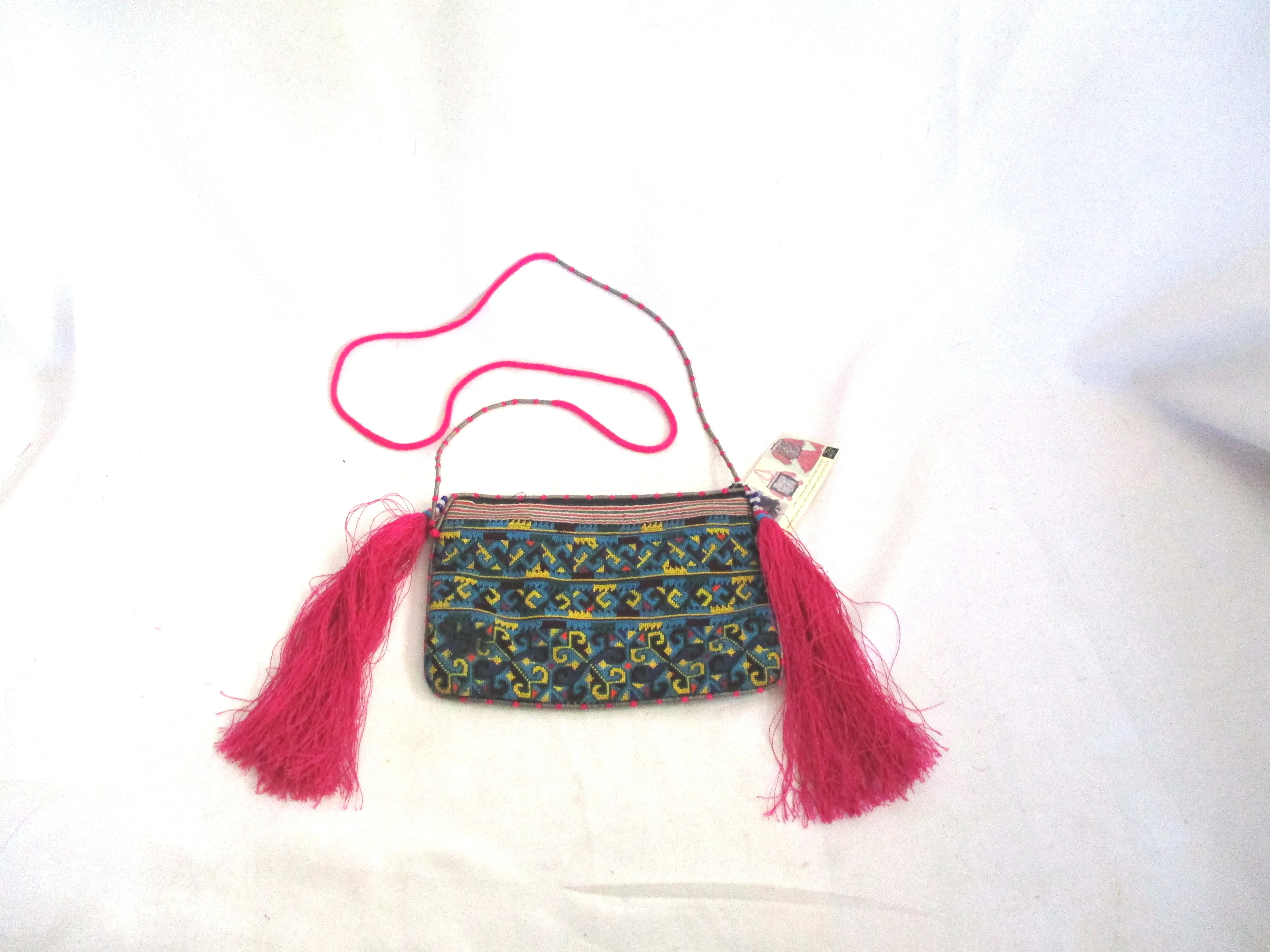 NEW Embroidered Hippy shoulder bag crossbody purse ethnic boho NWT Festival