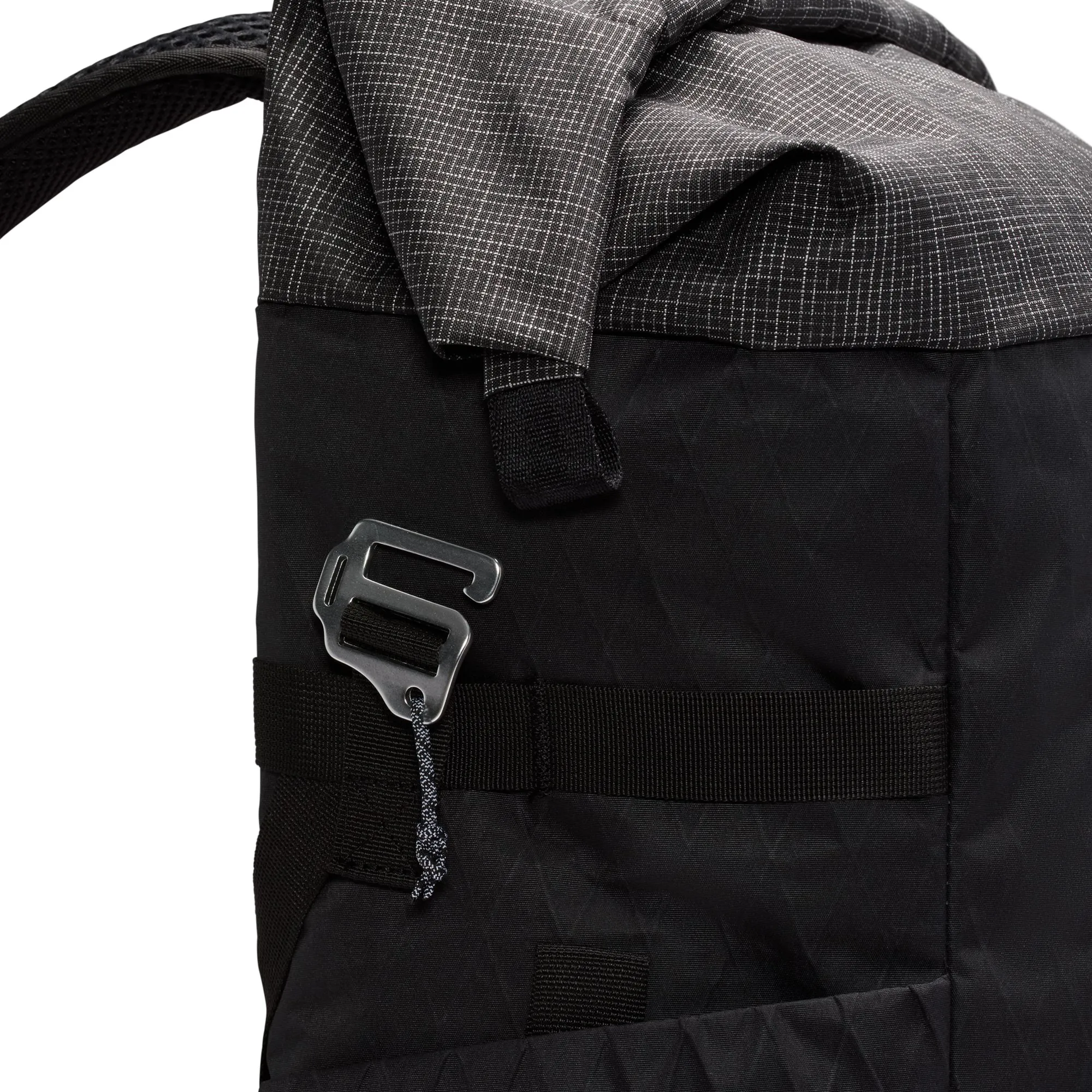 Nike ACG Aysen Day Pack (32L) Black/Black/Metallic Silver DV4054-011