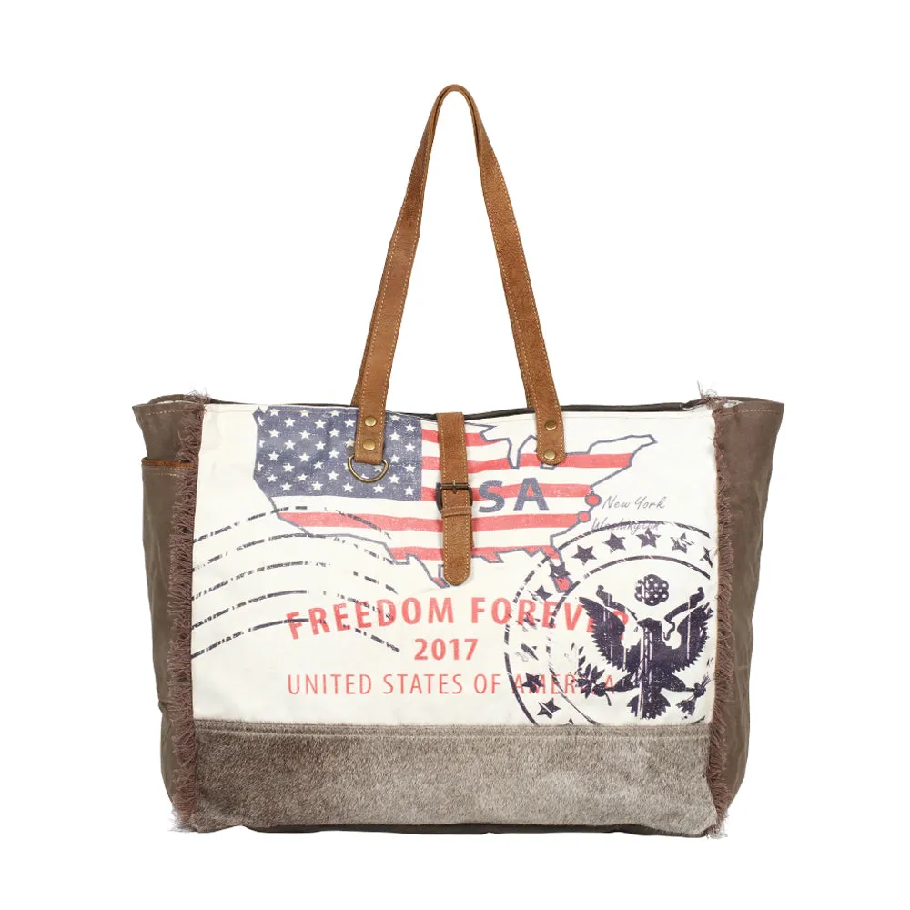 Partisan Weekender Bag