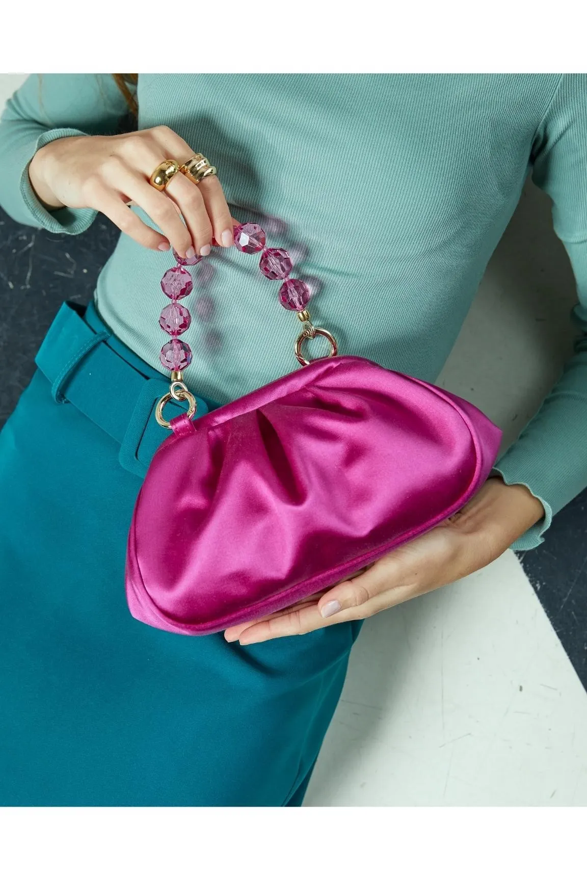 Sirenetta Puffy mini bag in raso di seta e manico gioiello