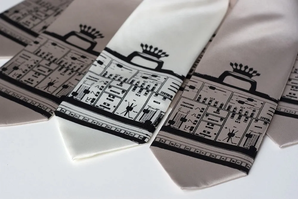 Synthi Microfiber Necktie